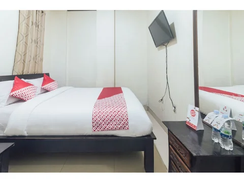Амбон: Sakinah Grand Soabali Hotel by OYO Rooms