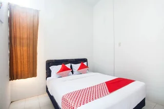 Петумбак: Hotel Anugerah by OYO Rooms