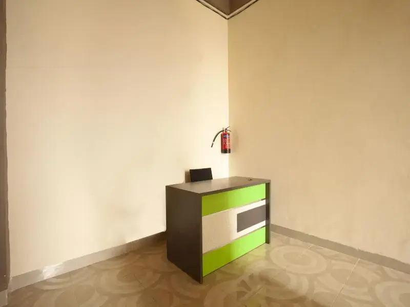 Медан: Dinda Residence by OYO Rooms