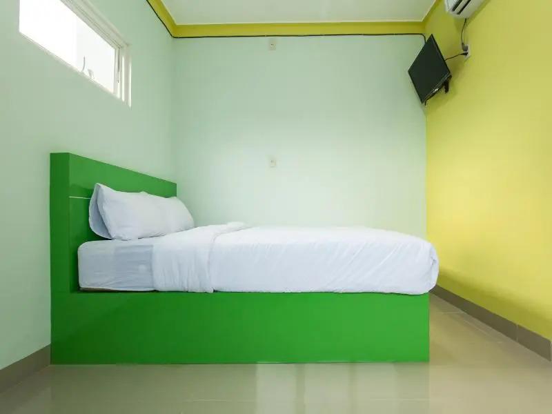 Медан: Dinda Residence by OYO Rooms