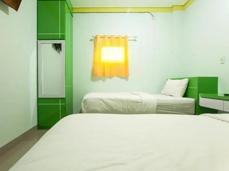 Медан: Dinda Residence by OYO Rooms