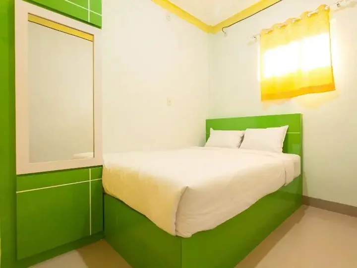 Медан: Dinda Residence by OYO Rooms