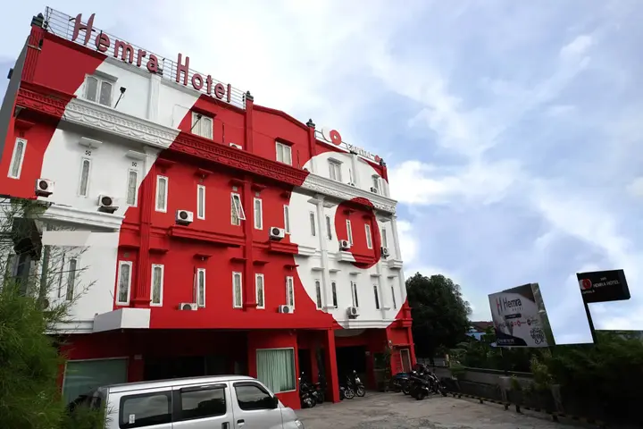 Баликпапан: Hemra Hotel by OYO Rooms