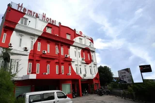Баликпапан: Hemra Hotel by OYO Rooms
