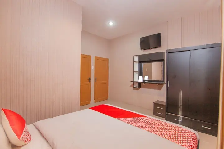 Пематангсиантар: Residence 68 by OYO Rooms