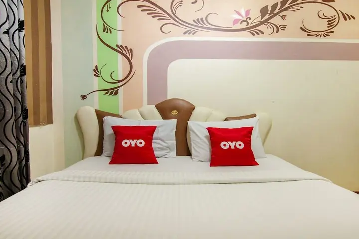 Озеро Тоба: Thyesza Hotel by OYO Rooms