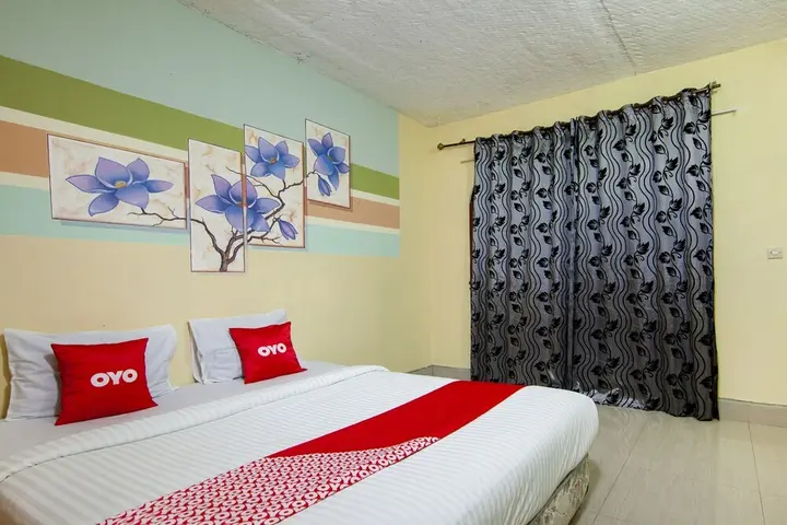 Озеро Тоба: Thyesza Hotel by OYO Rooms