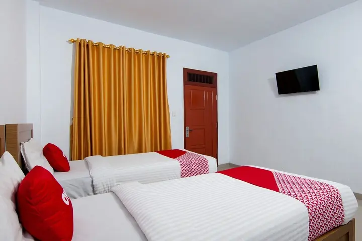 Озеро Тоба: Thyesza Hotel by OYO Rooms