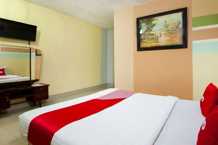 Озеро Тоба: Thyesza Hotel by OYO Rooms
