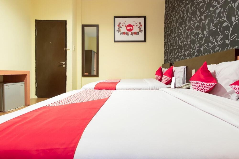 Озеро Тоба: Thyesza Hotel by OYO Rooms