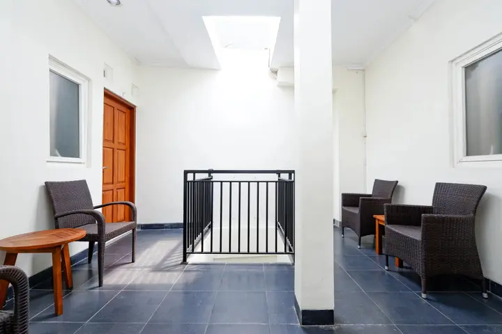 Семаранг: Trision Hostel by OYO Rooms