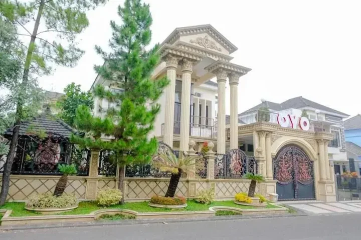 Маланг: Perdana Suites Residence Syariah by OYO Rooms
