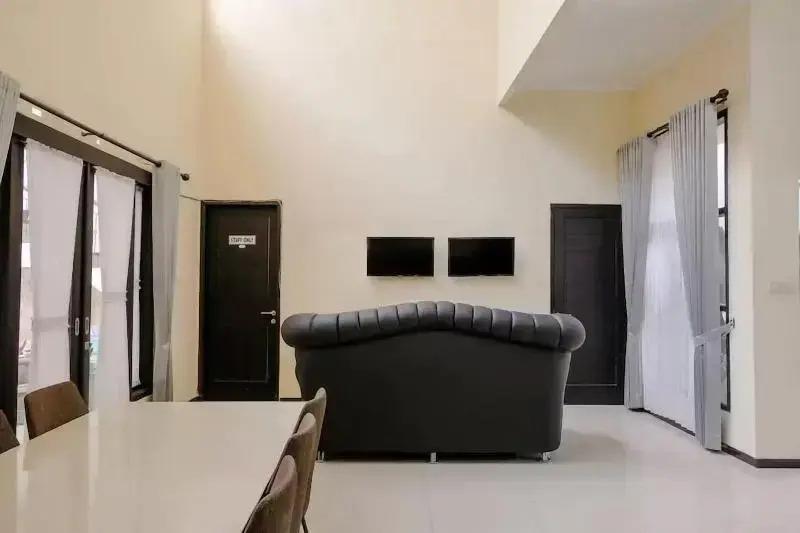 Маланг: Perdana Suites Residence Syariah by OYO Rooms