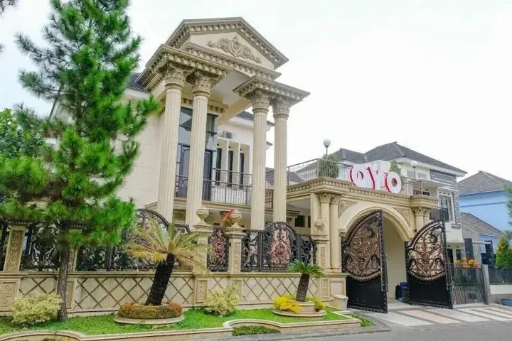 Маланг: Perdana Suites Residence Syariah by OYO Rooms