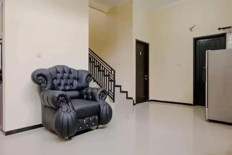 Маланг: Perdana Suites Residence Syariah by OYO Rooms