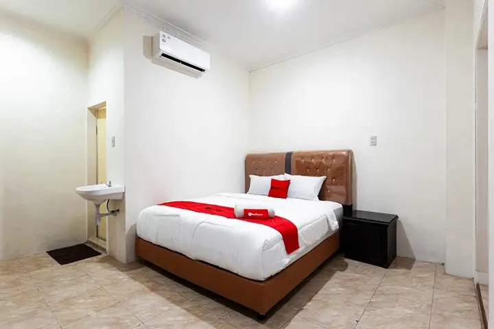 Hotel Nidia Nugraha by RedDoorz — фото 5