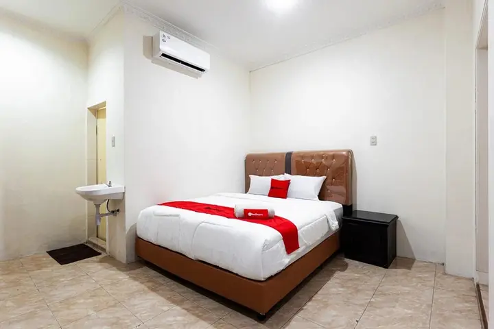 Медан: Hotel Nidia Nugraha by RedDoorz