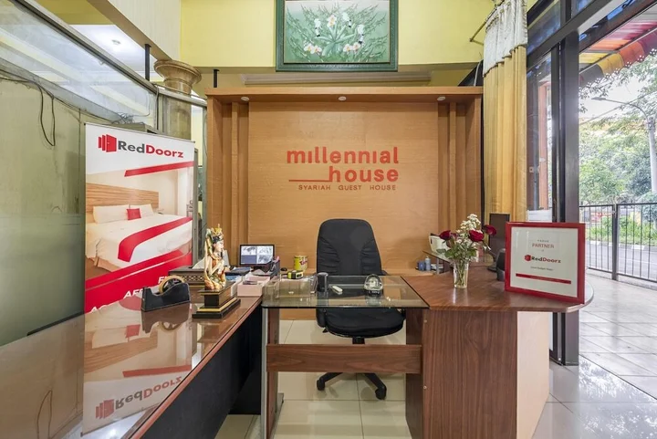 Маланг: Millennial House by RedDoorz