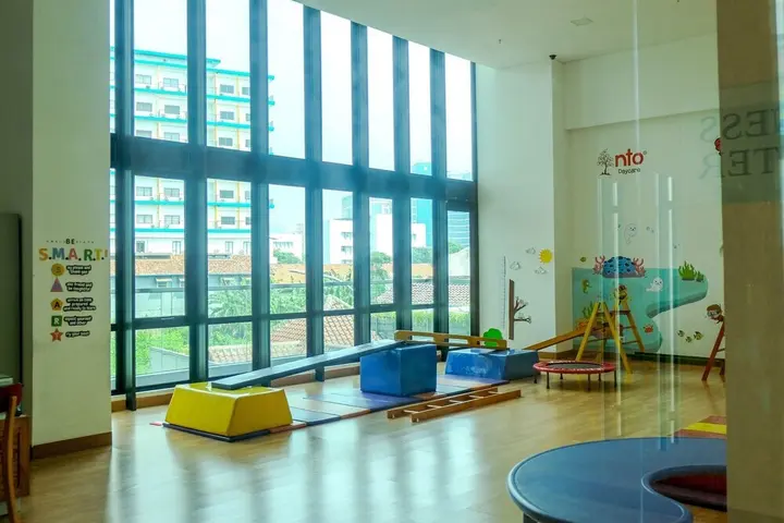 Джакарта: Capitol Suites Apartment