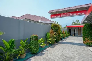 Палу: Di Trend Guesthouse by RedDoorz