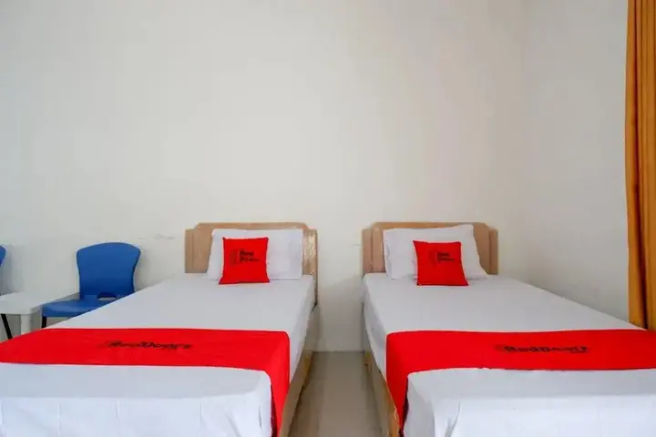 Палу: Di Trend Guesthouse by RedDoorz