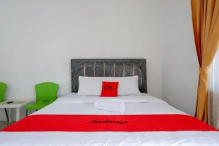 Палу: Di Trend Guesthouse by RedDoorz