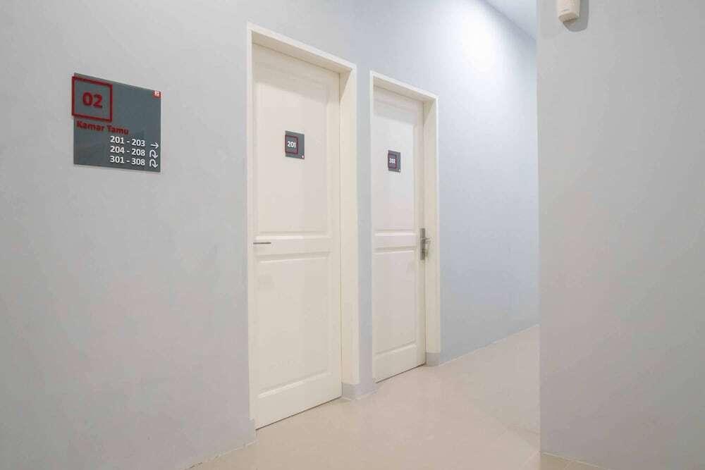 Петумбак: RedDoorz @ Helvetia Medan 2