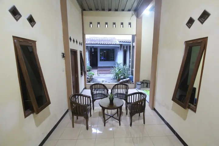 Боробудур: Homestay Sekar