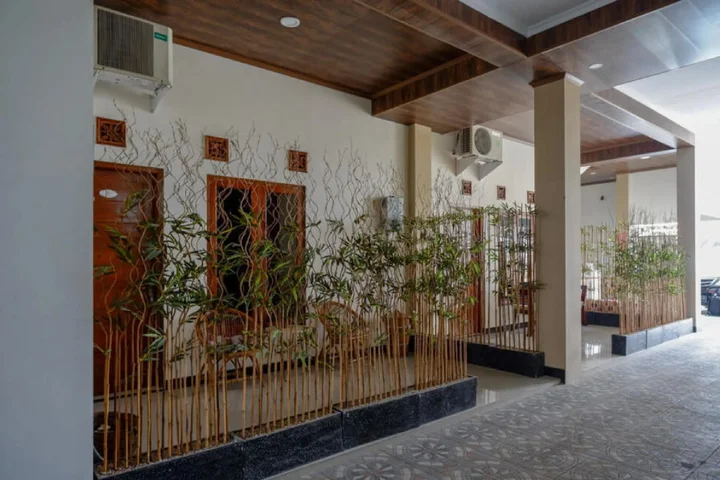 Батуретно: Cozy Stay Hotel Syariah by RedDoorz