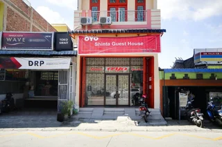Медан: Shinta Guesthouse by OYO Rooms