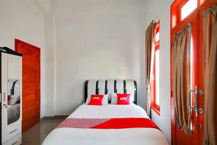 Shinta Guesthouse by OYO Rooms — фото 5