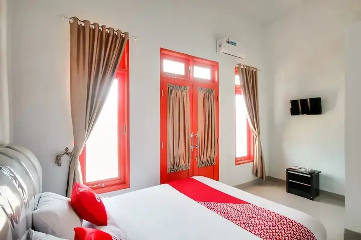 Медан: Shinta Guesthouse by OYO Rooms
