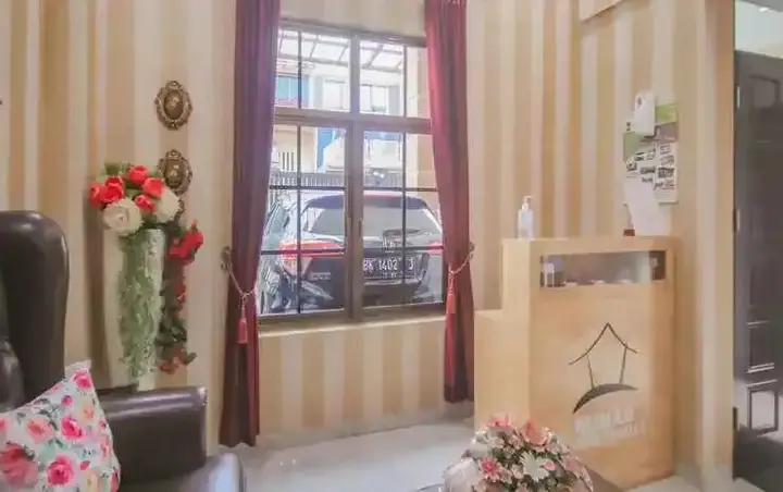 Медан: Rumah Yasmin Syariah by OYO Rooms