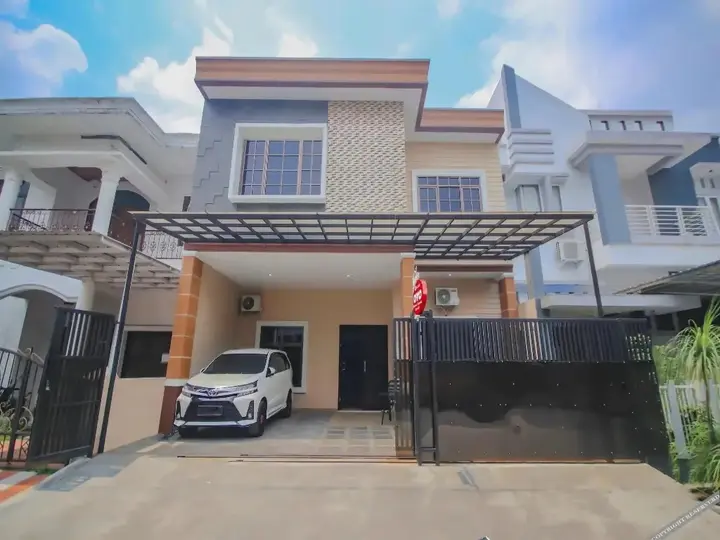 Медан: Rumah Yasmin Syariah by OYO Rooms