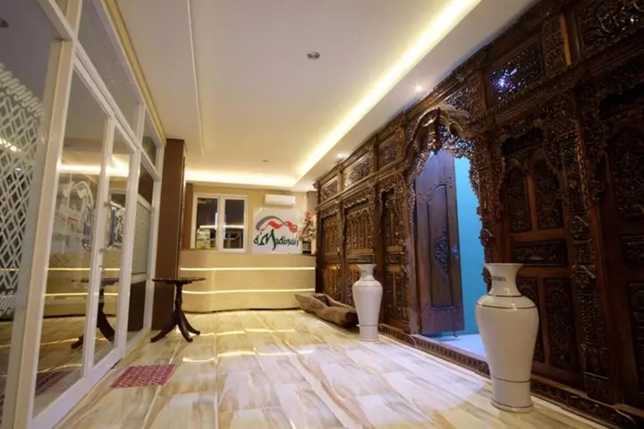 Сукохарджо: D'Madinah Residence@Gentan