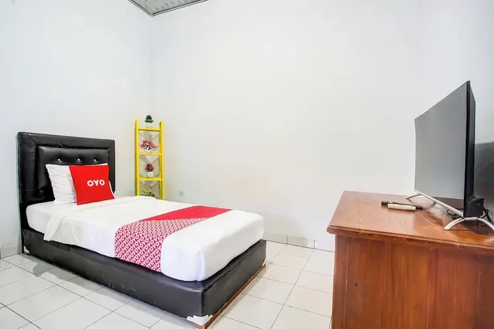 Wisma Amalia Syariah by OYO Rooms — фото 2