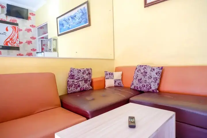 Семаранг: Pandawa Guest House Semarang by RedDoorz