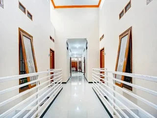 Маланг: Avisha Guest House Syariah by OYO Rooms