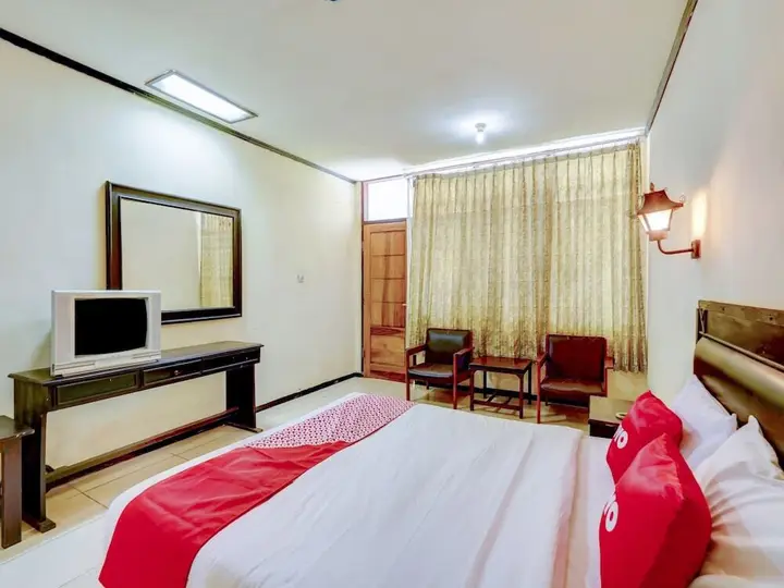 Hotel Lumajang New by OYO Rooms — фото 2