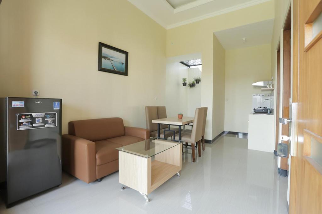 Суракарта: IDR Green Guest House Syariah by Reddoorz