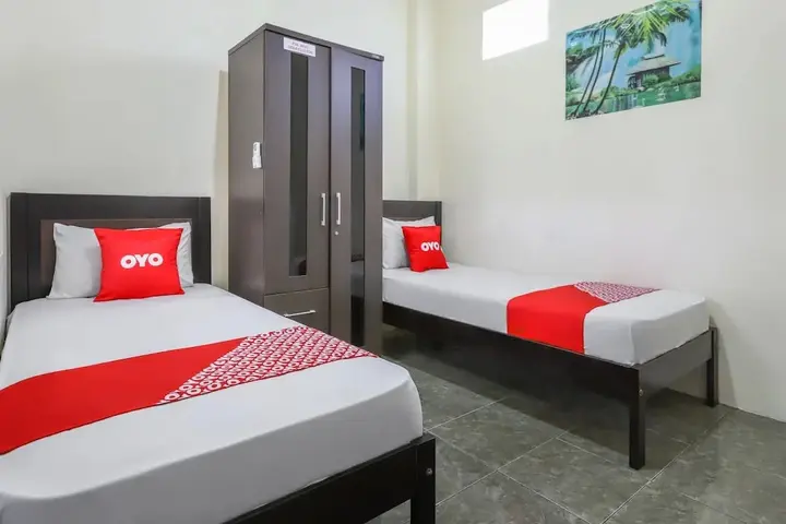 Баликпапан: Dfarys Gh Syariah by OYO Rooms
