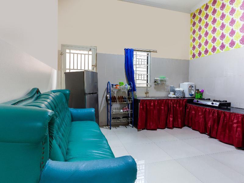 Дюмай: Oyo Life 2923 Lavenia Kost 2