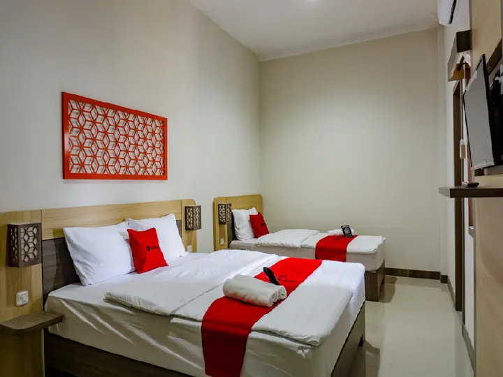 Батуретно: RedDoorz near Jogja City Mall 4