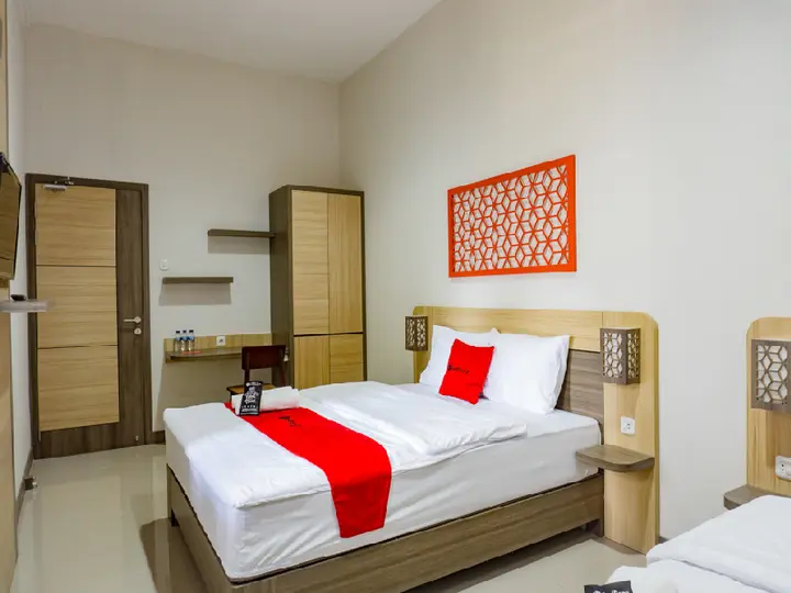 Батуретно: RedDoorz near Jogja City Mall 4