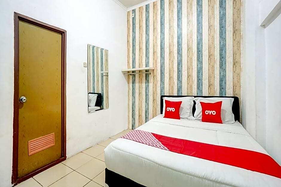 OYO Flagship 90502 Holistay Malang New — фото 4