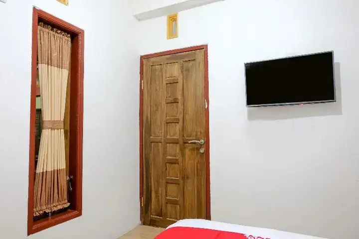 D&A Guesthouse Syariah And Rent Car by OYO Rooms — фото 5