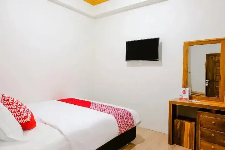 Маланг: D&A Guesthouse Syariah And Rent Car by OYO Rooms