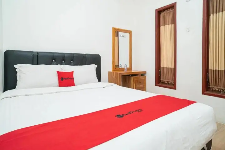 D&A Guesthouse Syariah And Rent Car by OYO Rooms — фото 3