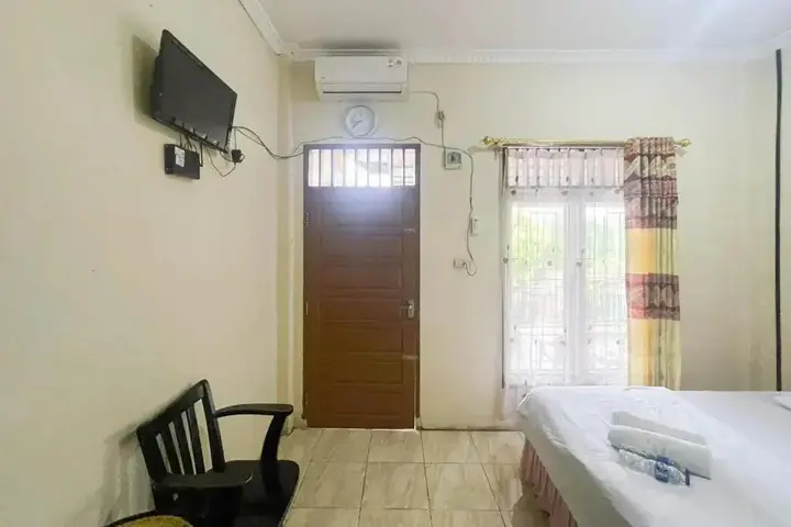 Озеро Тоба: Hotel Harapan Isyes