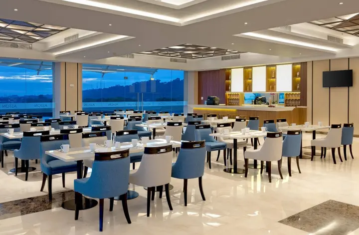 Гресик: Отель Aston Gresik Hotel & Conference Center